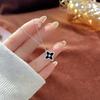 Collar de Diamantes de Plata Esterlina 925 Negro Trébol de Cuatro Hojas de la Suerte para Mujer Nicho Lujo Ligero Ins Versátil Moda Cadena Clavícula Venta al por Mayor