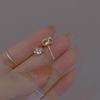 Versión coreana de pendientes de amor con circonita rosa y anillo de Saturno, diseño de nicho femenino, alfiler de plata, pendientes versátiles de moda de alta gama