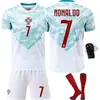 Conjunto de Camisa Reserva da Copa do Mundo de 2026 Portugal Nº. 7 C. Camisa do Ronaldo Nº. 8 B. Uniforme de Futebol Transfronteiriço Infantil Masculino Fernandes