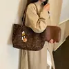 Bolso grande de estampado de leopardo para mujer, nueva colección otoño/invierno 2026, bolso tote retro y versátil, moderno y adecuado para ir al trabajo