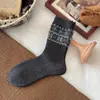 Meias INS outono e inverno torcidas retrô de lã estilo étnico Fair Isle floco de neve geométrico versáteis quentes de meia-panturrilha