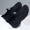 Novos Sapatos Casuais Esportivos Antiderrapantes e Resistentes ao Desgaste para Homens de Comércio Exterior, Sapatos Masculinos Transfronteiriços, Sapatos Versáteis de Malha Respiráveis e Confortáveis para o Verão