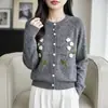 Cárdigan de punto retro estilo francés con bordado floral 3D y cuello redondo, una nueva colección de otoño/invierno que presenta un suéter abrigo suave y elegante