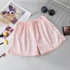 Pantalones cortos de seguridad holgados de seda satinada estilo coreano para mujer, verano, ropa exterior 2020 nueva, ligeros, anti-rozaduras, básicos, delgados
