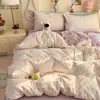 Juego de ropa de cama de cuatro piezas estilo pastoral con estampado floral de gasa de doble capa de algodón puro sábana de algodón con estampado de dibujos animados funda de edredón se puede dormir en ropa interior ropa de cama