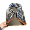 Bufanda de Seda Multifuncional Clásica Versátil de Moda para Primavera y Otoño, Bufanda Decorativa Artística Retro Paisley Pequeña Bufanda Cuadrada Bufanda de Seda