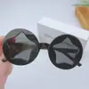 Gafas de Sol Infantiles con Montura Redonda para Niños y Niñas Gafas Decorativas Personalizadas de Estrella de Cinco Puntas Parasol y Protección Solar Gafas Redondas para Bebés