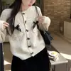 Cardigan Suéter Tricotado com Bolso e Laço Tridimensional Doce e Juvenil Suave Estilo Coreano para Mulheres