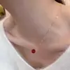 Estilo Nacional Ágata Roja Perla de Agua Dulce Collar Cadena de Clavícula para Mujer Sentido Pequeño Nuevo Joven Lujo Joyería Superpuesta
