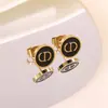 No es necesario quitarse los pendientes al ducharse, tachuelas para el cartílago de titanio, pendientes de gota de aceite, accesorios de diseño para el día a día, joyería de oído de moda al por mayor