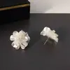 Pendientes pequeños de flores frescas y dulces, pendientes estilo vacaciones de verano, Corea del Sur, ins, simples, exportación, pendientes combinables