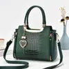 Bolso de Mujer Taizhou Estilo Popular Bolso de Hombro Bolso Cruzado Bolso de Madre Atmosférico Combinación Perfecta Bolso de Mano Nueva Moda Verano 2024