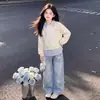 Conjunto de Duas Peças para Meninas Primavera e Outono 2026: Moletom de Manga Longa e Calça Jeans Casual de Corte Amplo, Conjunto Único de Duas Peças para Crianças