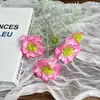Arranjos de Flores Artificiais de Crisântemos, Flores de Lótus e Peônias para Sala de Estar, Mesa de Jantar, Hotel e Decorações de Casamento; Flores Artificiais por Atacado