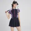 Maiô peça única novo 2024 feminino moda trendy esportivo estampado manga curta natação feminino traje de ginástica transfronteiriço