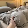 Juego de tres piezas al por mayor para dormitorio estudiantil en color liso, juego de tres-cuatro piezas estilo "old money" con parche de gasa abullonada, juego de ropa de cama para estudiantes