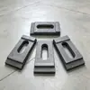 As placas de pressão de trilho são feitas de material de alta resistência, são fáceis de instalar e são resistentes à corrosão.. São usados como componentes de fixação para trilhos ferroviários industriais e de mineração.