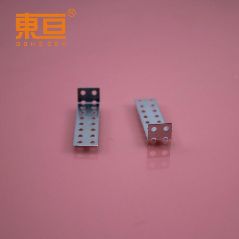 381082B8