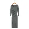 9820-25 Nuevo Estilo Otoño Estilo Europeo y Americano Sexy Lujuria Pura Sexy Cuello Cuadrado Plisado Ajustado Manga Larga Vestido de Punto