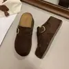 Zapatos Birkenstock de suela gruesa para aumentar la altura, nuevo modelo de otoño 2026, mules cerrados tipo perezoso sin cordones Birkenstock para mujer para usar en exteriores