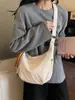 Bolsa de Lona Informal Sencilla Tipo Bollo para Mujer, Bolso de Hombro Cruzado Ligero y Versátil, Bolsa Grande de Capacidad para el Trabajo, Nuevo Modelo 2026