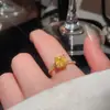 Anillo Abierto de Zirconia Cuadrada Bañado en Oro Real, Simple, Moderno, con Sentido de Diseño, Anillo de Nicho, Exquisito, Versátil, Joyería para Manos, Mujeres
