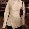 2025 Nueva Camisa Blanca de Algodón con Solapa de Manga Larga Cintura Diseño Cruzado Cárdigan Asimétrico Top para Mujer