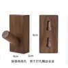 Gancho de Madera de Nogal Creativo Montado en la Pared de la Entrada Gancho Nórdico para Abrigos y Sombreros Gancho de Madera Maciza de Alta Gama sin Perforaciones para detrás de la Puerta