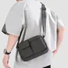 Nova Bolsa de Ombro Feminina Cor Sólida Simples Outono 2026, Bolsa Transversal Fashion para o Dia a Dia, Bolsinha Quadrada Pequena Tendência para Celular