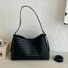 Bolso de Hombro Tejido con Patrón Fresco Transfronterizo Moda Trendy 2026 Elegante Bolso para Madre e Hija de Viaje Diario de Comercio Exterior Bolso de Axila