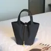 Bolsa Saco de Couro Bovino de Primeira Camada 2026 Nova Versátil Bolsa Tote de Couro Genuíno Bolsa Feminina Bolsa de Mão de Alta Qualidade