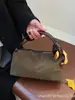 Bolso de almohada retro de gamuza transfronterizo otoño/invierno para mujer, nuevo estilo 2026, diseño único, bolso de mano, bolso de hombro, bolso cruzado