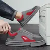 Tênis Casuais Masculinos para Uso Externo Slip-On Novos Tênis Esportivos para Viagem de Quatro Estações para Adolescentes Tênis Masculinos Baixos Planos