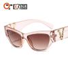 Gafas de Sol de Moda Coloridas Marco Pequeño Ojos de Gato Decoración en Forma de V Moda Europea y Americana Combinan con Todo Gafas de Sol ins 4383