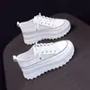 Zapatillas Blancas Transpirables de Suela Gruesa Pillow Crane Versátiles para Mujer, Nuevo Modelo Verano 2026, Malla Transpirable, Adecuadas para Uso al Aire Libre, con Aumento Interno de Altura para Deportes