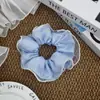 Scrunchie de malha dupla azul gelo para mulheres, elástico de cabelo plissado, acessório de cabelo feminino para coque ou rabo de cavalo baixo, flor de cabelo