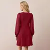 Primavera Antecipada 2025 Estação Independente da Amazon Estação Transfronteiriça Feminino Gola Redonda Fivela de Unha Ajuste ao Corpo Emagrecedor Manga Longa Cor Sólida vestido