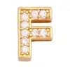 K62 Accesorios populares europeos y americanos letra latón circón chapado en oro de 18 quilates colgante pequeño collar colgante