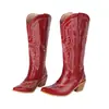 Solado de Borracha Zíper Lateral Salto Quadrado Tamanho 46 Botas Altas Outono e Inverno Botas Martin Femininas Exportação Tamanho Grande Botas Femininas Salto Médio Bico Fino