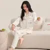 Elegante ropa de estar para mujer para primavera y otoño, 100% algodón puro, cárdigan de moda con cuello abierto, pantalones de manga larga, conjunto holgado adecuado para usar en exteriores.