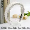 Faixa de Cabelo Costurada com Pérolas Estilo Coreano Inspirada na Chanel para Mulheres com Toque de Luxo, Apresentando Lantejoulas de Cristal e uma Borda Larga para um Acessório de Penteado com Coroa Alta