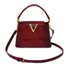 Bolsa de Mão Feminina de Alto Padrão Nova de Verão 2026, Bolsa de Mão da Moda Tendência de Luxo Leve, Bolsa Versátil de Ombro e Transversal