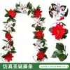 Flor de Simulação Vinha Pendurada na Parede Decoração de Casa Folhas de Azevinho Poinsétia Decoração de Atmosfera Natalina Vinha de Natal de Simulação