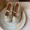 Zapatos infantiles de lentejuelas estilo francés, modelos de primavera y otoño, zapatos Mary Jane para niñas, zapatos bajos de princesa para bebé