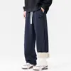 Calças Masculinas de Lã de Cordeiro Estilo Outono e Inverno, Calças Grossas de Algodão com Forro de Lã, Calças Retas de Pernas Largas, Calças Esportivas Casuais Masculinas, Calças de Moletom