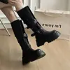 Botas de Mujer Otoño e Invierno Elementos de Moda Suela Gruesa Personalidad de Gama Alta Hebilla de Cuero Llenas de Sentido de la Moda Talla Grande Botas Altas