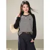 Camiseta top versátil de rayas con bloques de color, manga raglán, cómoda, manga larga, otoño, holgada, retro, cuello redondo