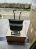 Bolsa para Herramientas de Jardín al por Mayor Fabricante Herramientas de Jardín para Exteriores Plegable Doble Propósito para Sentarse y Arrodillarse Taburete de Rodillas para Jardinería con Bolsa para Herramientas
