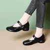 Zapatos Mary Jane estilo francés, nuevo modelo otoño 2026, piel suave, cómodos, versátiles, retro, de corte bajo, zapatos de piel con suela blanda para madres