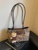 Bolsa de Gran Capacidad para Viajes Diarios Mujer 2025 Nuevo Otoño/Invierno Estampado de Leopardo Estudiante Universitario Bolso de Mano Tote Bolso Cruzado Hombro Único